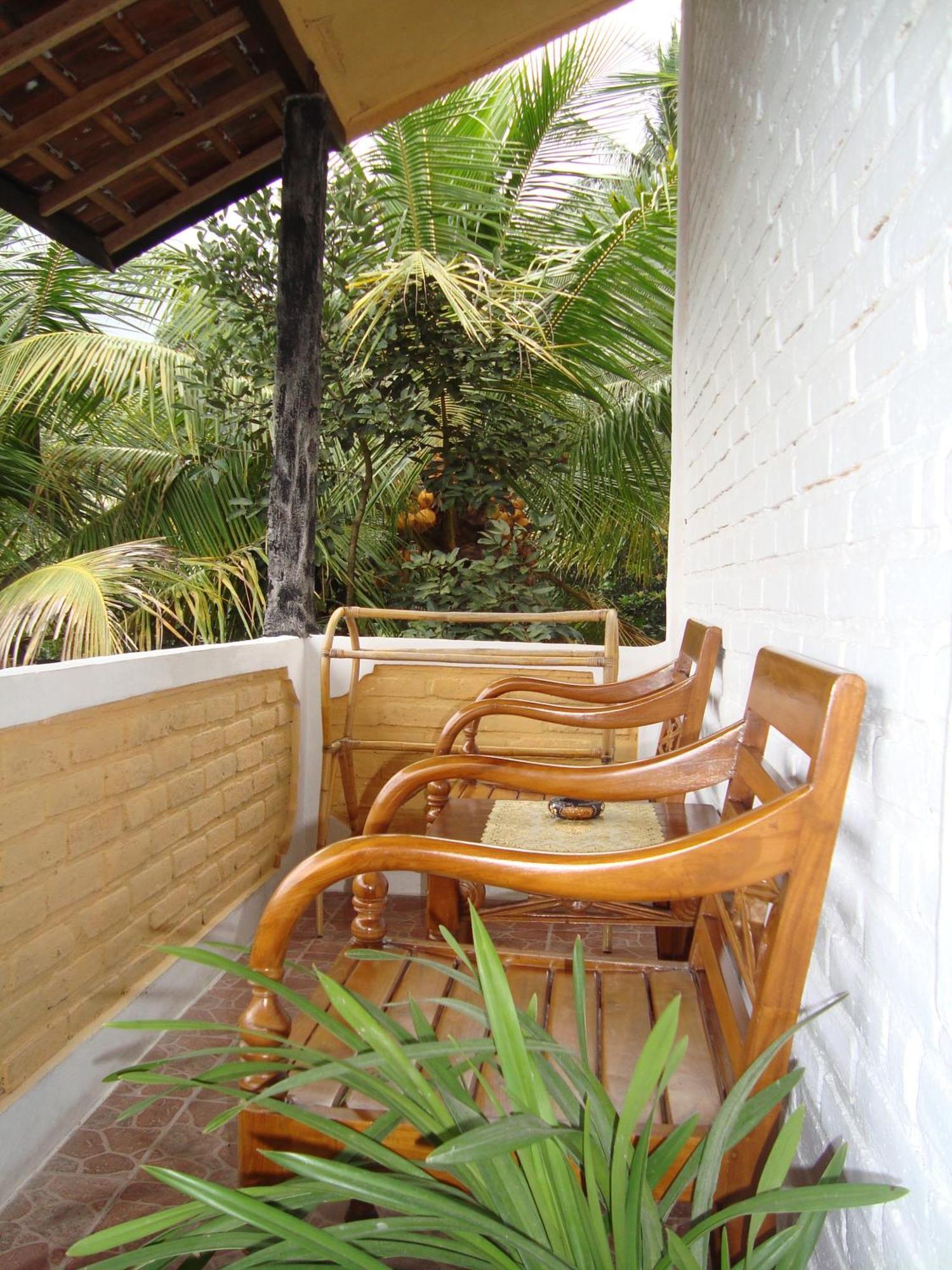 Taman Ayu Homestay Munduk Mitra Reddoorz Exteriör bild